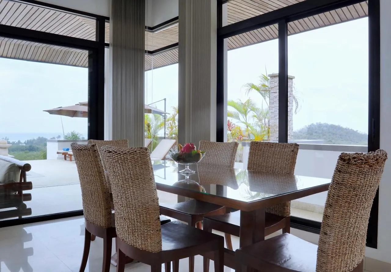 Kulraya Villas - Luxury Serviced Pool Villas 코란타 0*,  태국